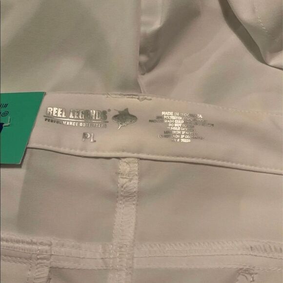 REEL LEGENDS PETITE LARGE 3 Pockets White Shorts - Picture 3 of 7